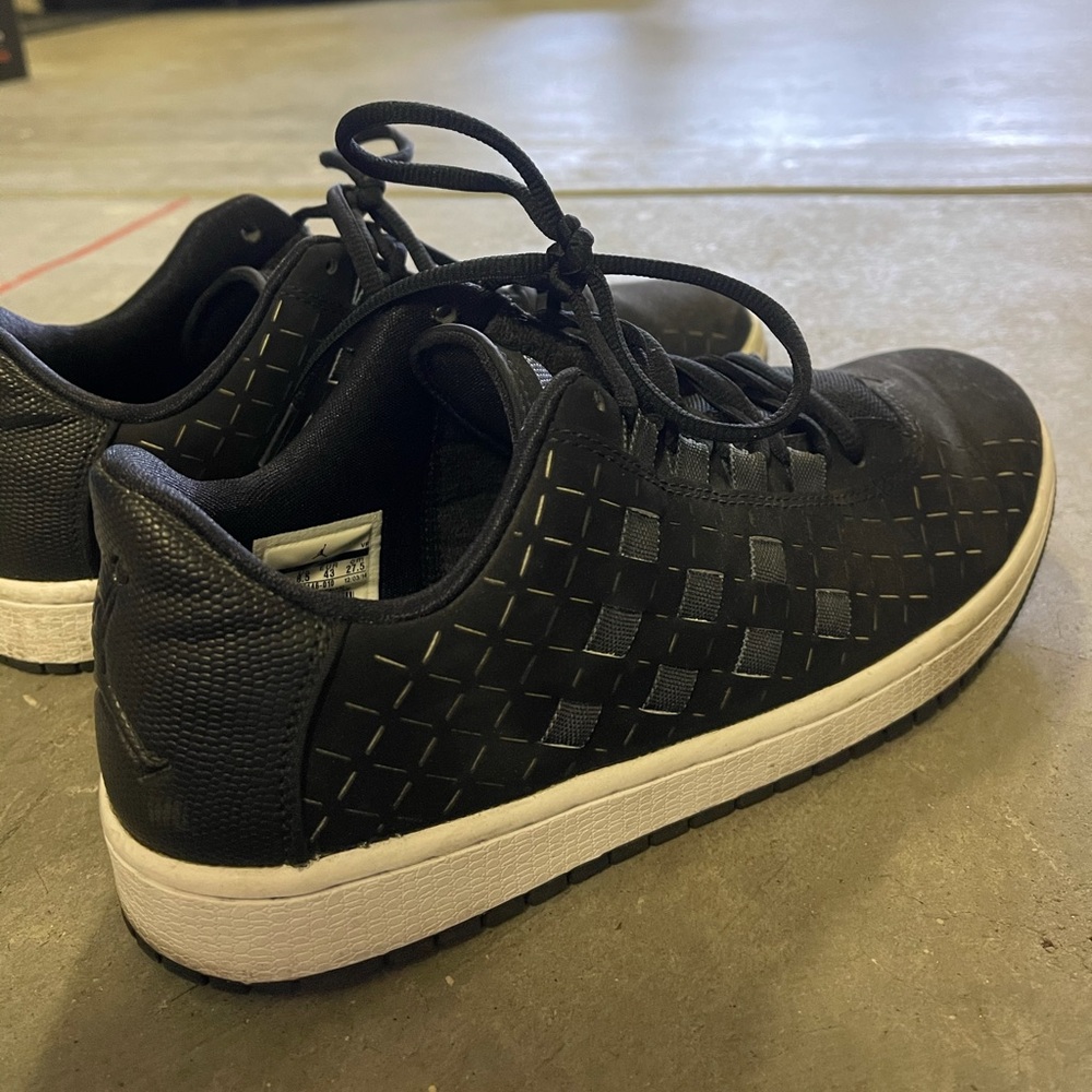 Men’s Air Jordan sneakers